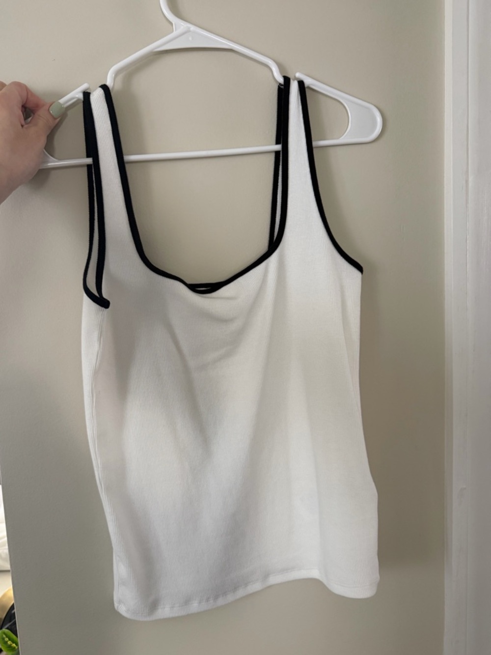 Abercrombie & Fitch White Tank with Black Trim - Double Strap Ribbed Tank